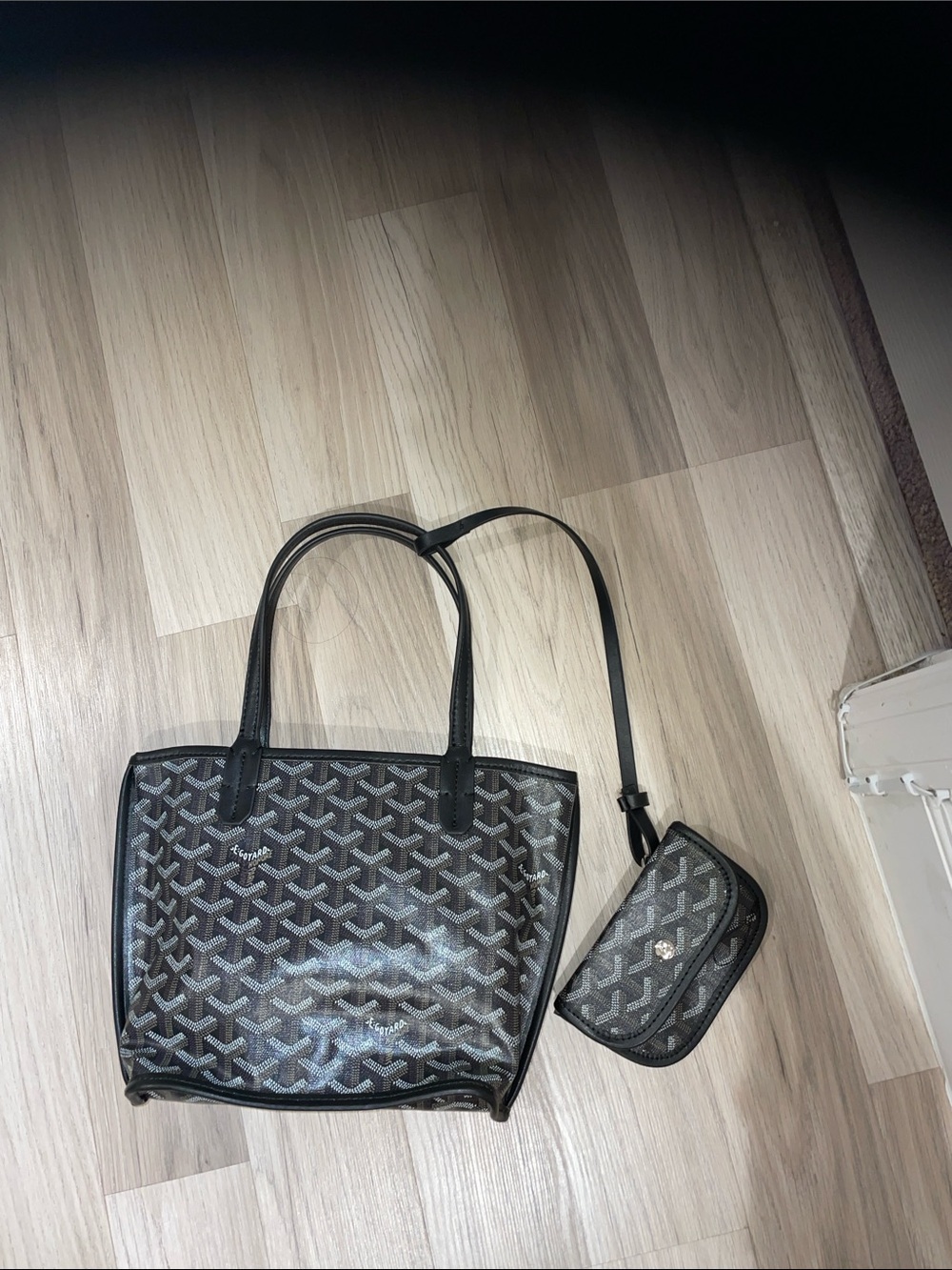 Goyard tote